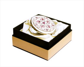 璀璨之約 紅粉佳人銀鉆禮盒，64mm尺寸下的110顆水晶浪漫